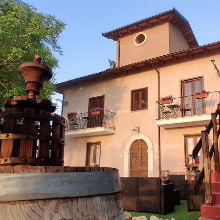 "Il Casaletto" Agriturismo Moderno, Vista Panoramica E Cibo Spettacolare- Scurcola Marsicana Dış mekan fotoğraf