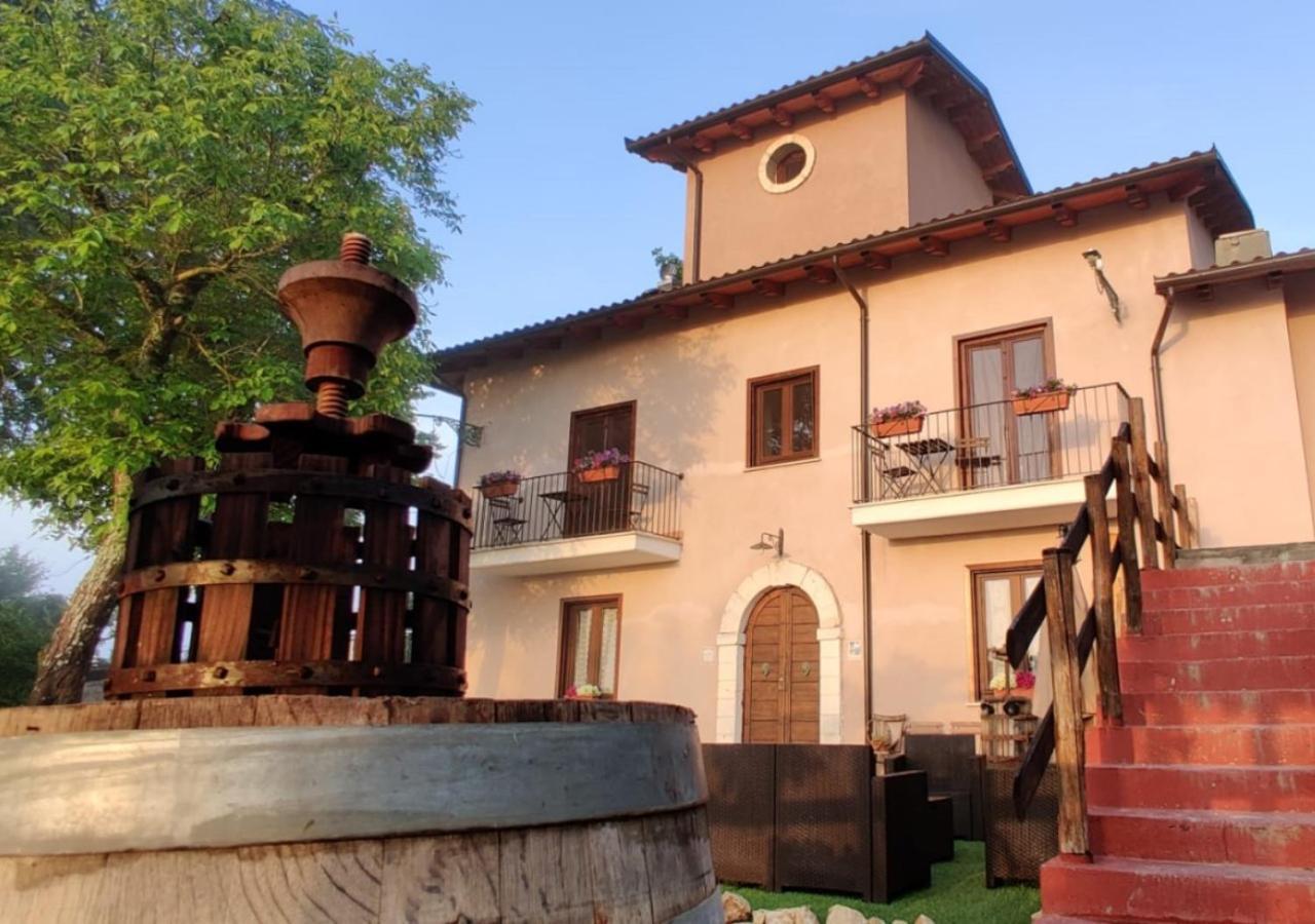 "Il Casaletto" Agriturismo Moderno, Vista Panoramica E Cibo Spettacolare- Scurcola Marsicana Dış mekan fotoğraf