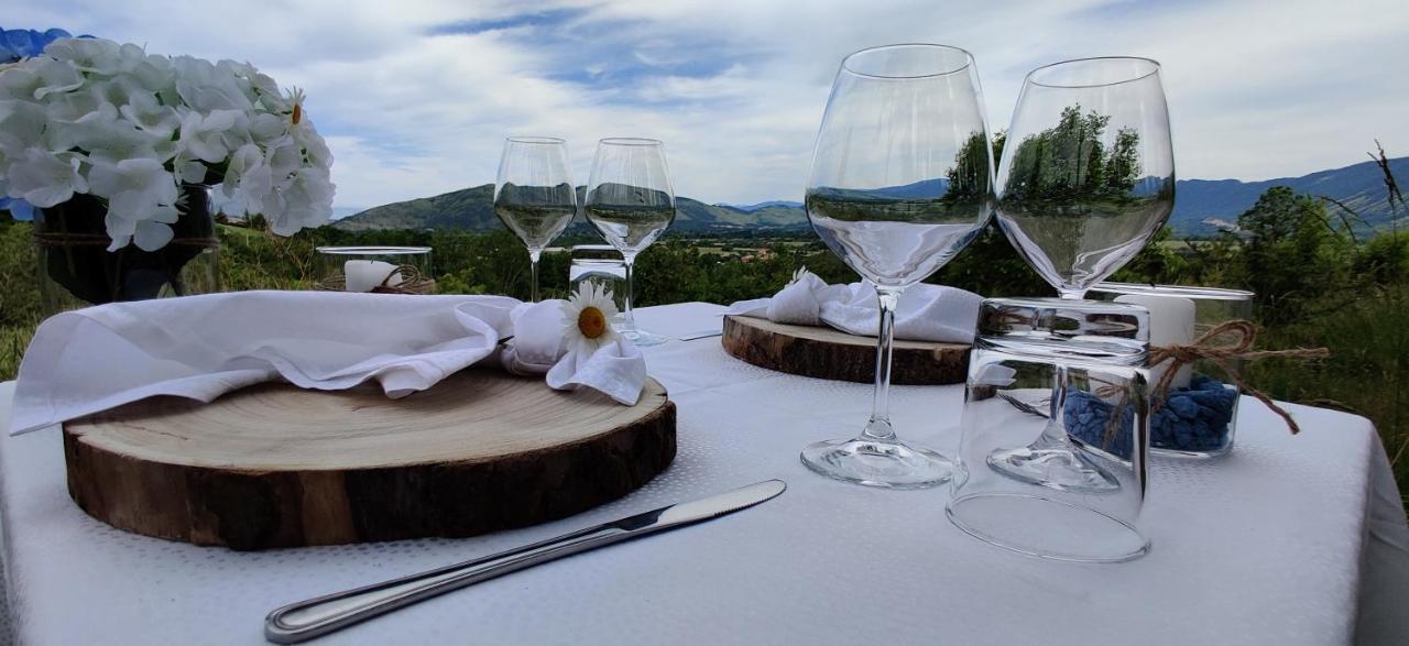 "Il Casaletto" Agriturismo Moderno, Vista Panoramica E Cibo Spettacolare- Scurcola Marsicana Dış mekan fotoğraf