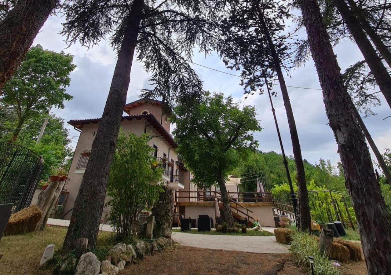 "Il Casaletto" Agriturismo Moderno, Vista Panoramica E Cibo Spettacolare- Scurcola Marsicana Dış mekan fotoğraf